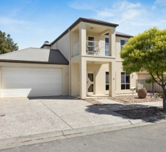 Harcourts|ۡMawson Lakes 424λ 