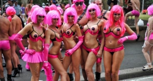 Ϥ��Mardi Grasͬ־����֮2011�ع�ƪ��ͼ��