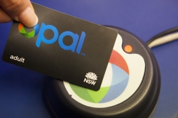 ʹ��OPAL����˹�����ͨƱ�۸����������Ŷ�