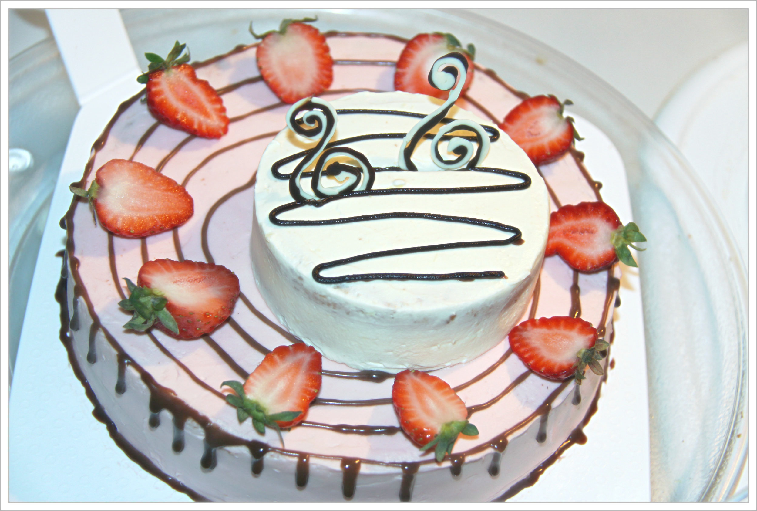 草莓天鹅 草莓天鹅