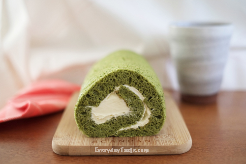 matcha roll.jpg