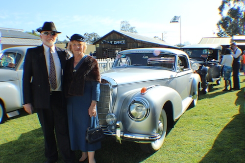John-and-Robyn-Whittaker-concours-1953-Mercedes-300s.jpg