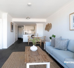 【Harcourts美家|出售】Adelaide CBD East Terrace  2房2卫1车位 公寓